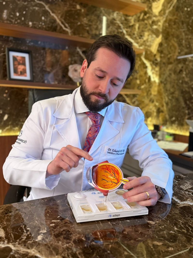 Dr. Eduardo M Vidal, médico oftalmologista em Chapecó - SC
